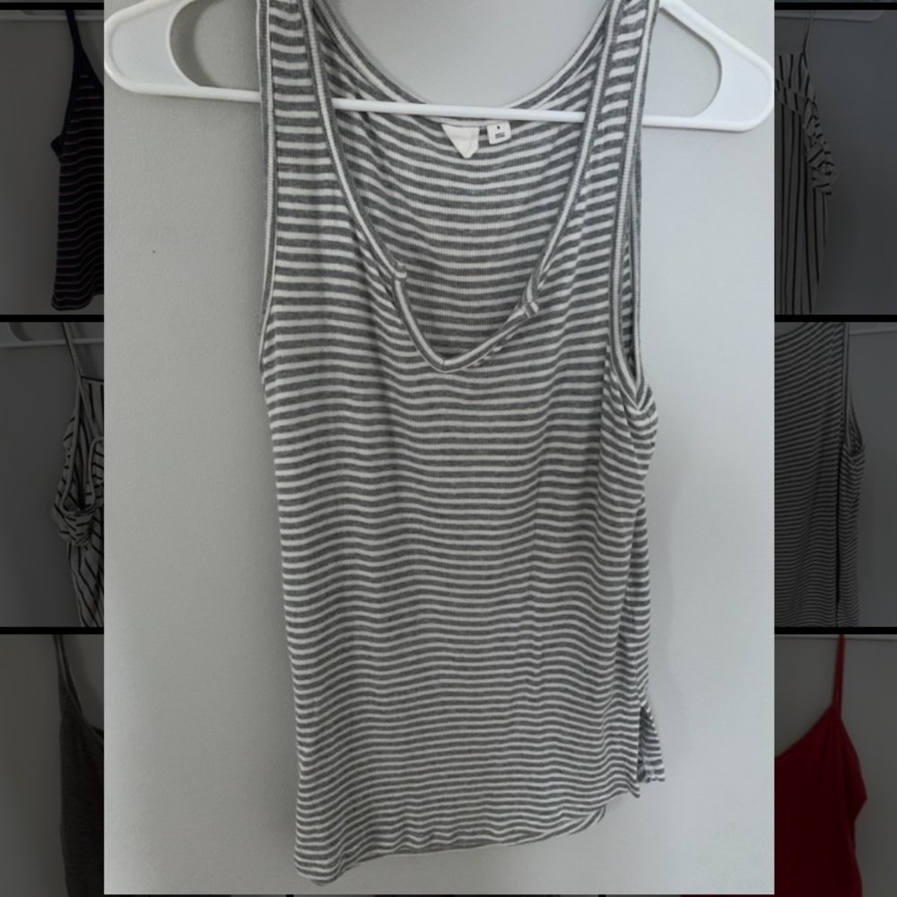 GAP: grey and white striped tank top